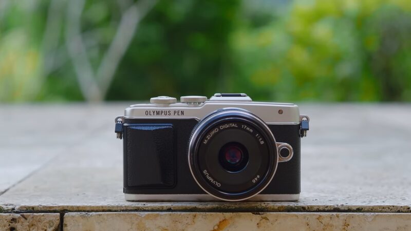 Most Collectable Vintage Cameras E PL7